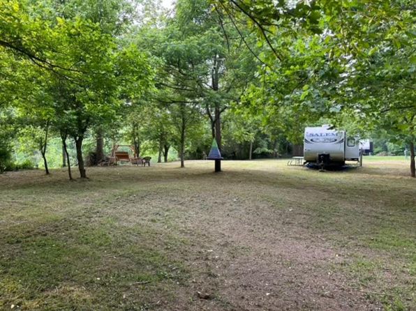373 Meadowlark Flds, Alderson, WV 24910
