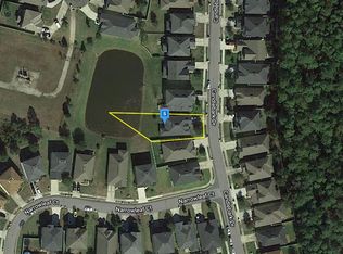329 Candlebark Dr, Jacksonville, FL 32225