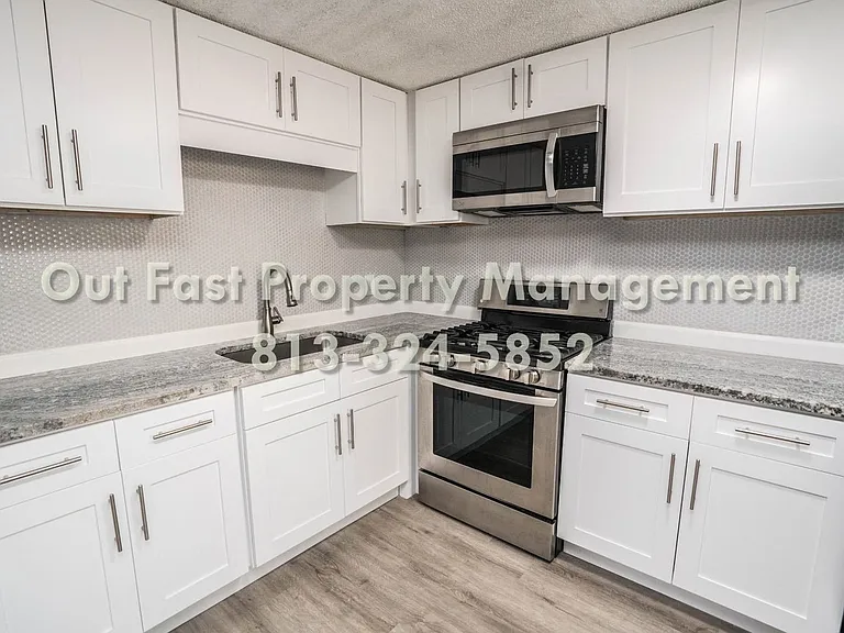 2323 12th St S #1 — Photo 9