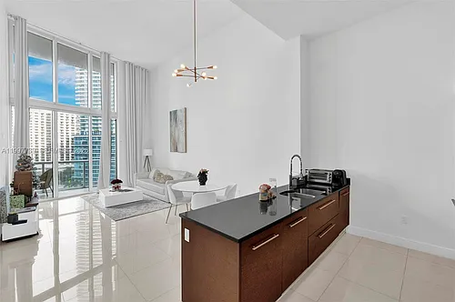 465 Brickell Ave #1406 Photo 1