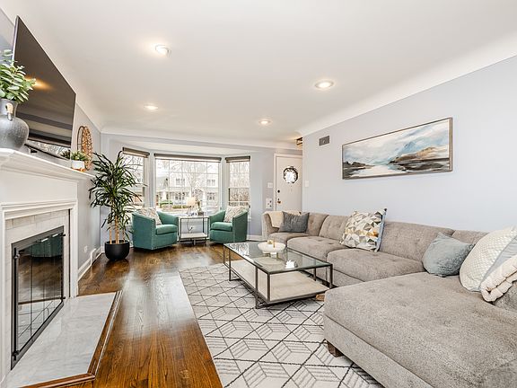 4th image of 9734 S Central Park Ave