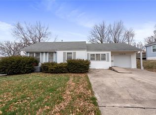 1208 W 33rd St, Independence, MO 64055