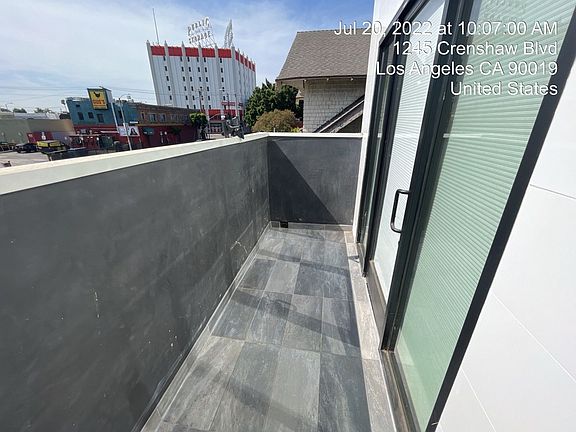 3rd image of 1245 Crenshaw Blvd #1247-1/2