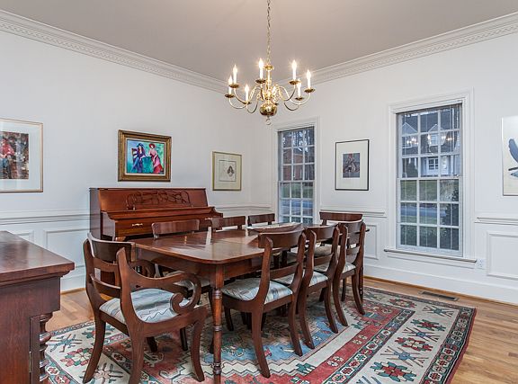 5th image of 10837 Millington Ln