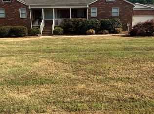 7800 Cherry Point Dr, Denver, NC 28037