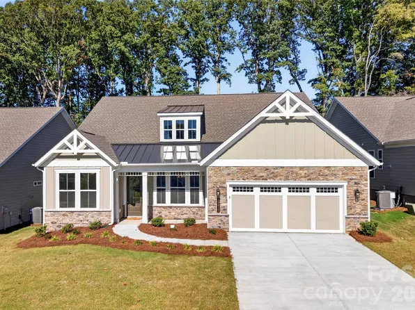 13413 Cozy Ct, Charlotte, NC 28215