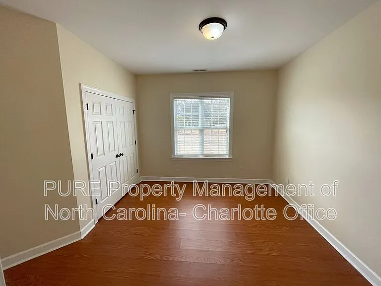 68 Wembley Dr — Photo 11