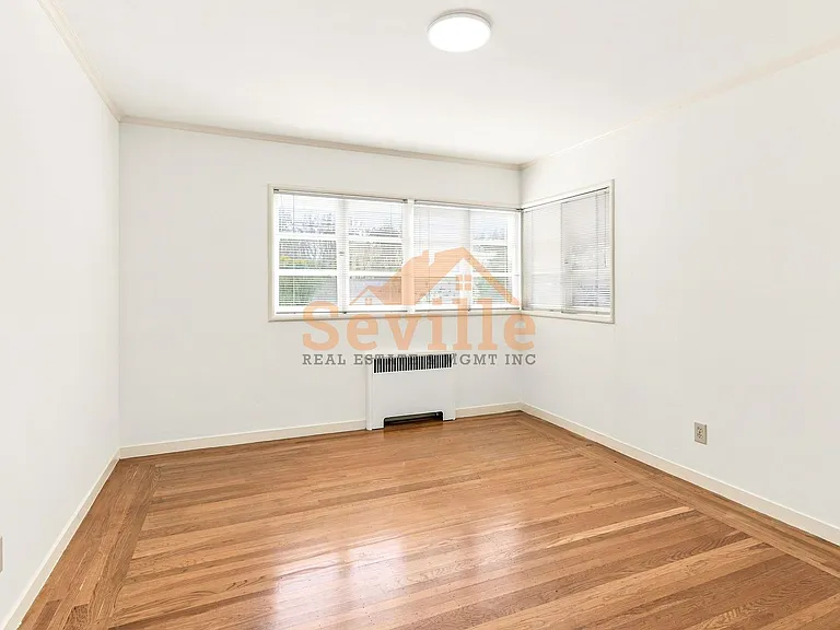 1526 Arch St — Photo 31