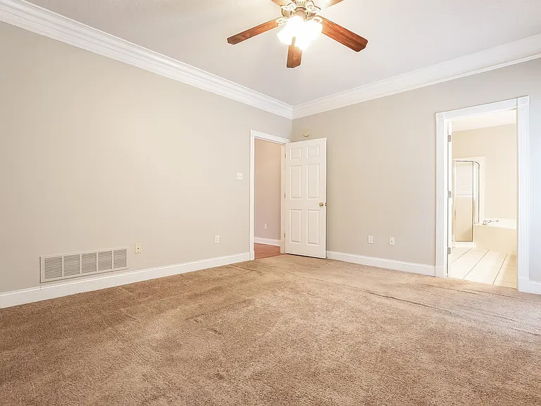 4797 Stone Cross Dr — Photo 9