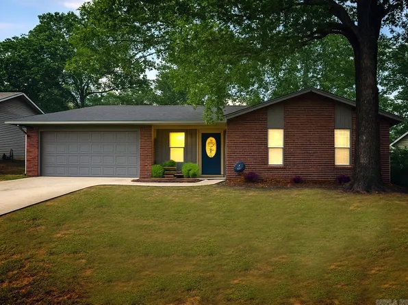 6400 Lakewood Dr, Jacksonville, AR 72076