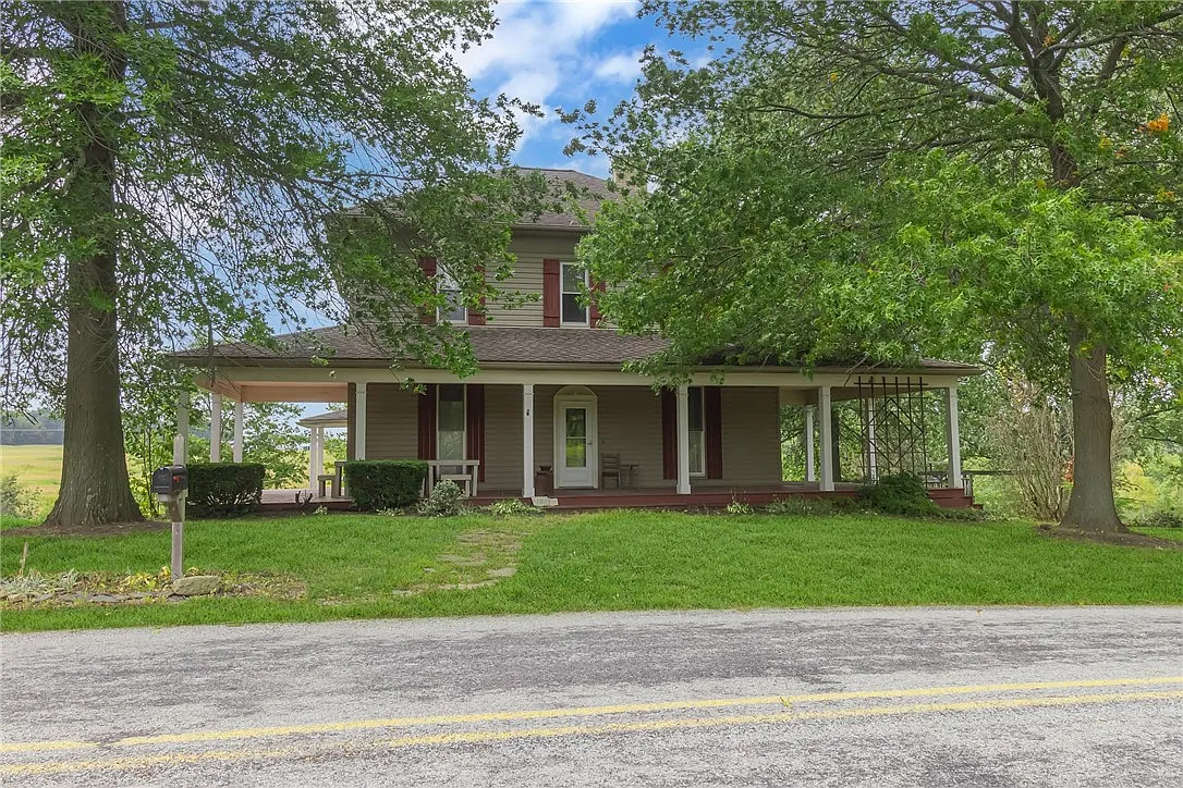 1897 Houston Rd photo 1