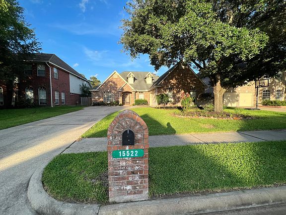 4th image of 15522 Oxenford Dr