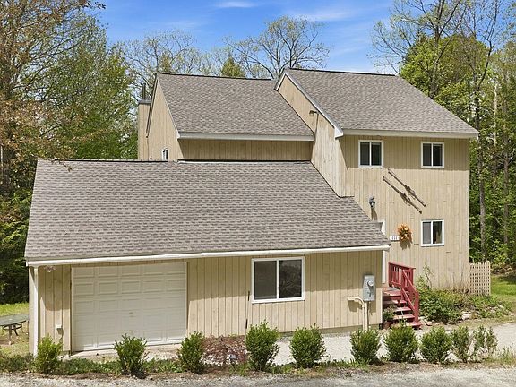2nd image of 111 Holland Trail