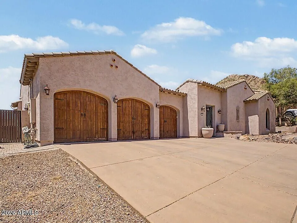 2316 W Villa Cassandra Dr