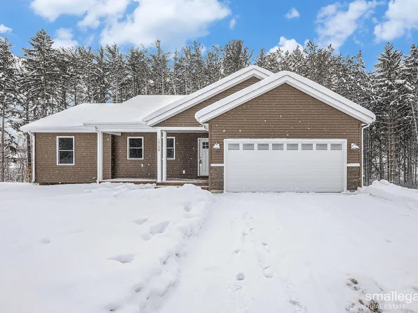 13150 Spruce Ridge Rd, Gowen, MI 49326