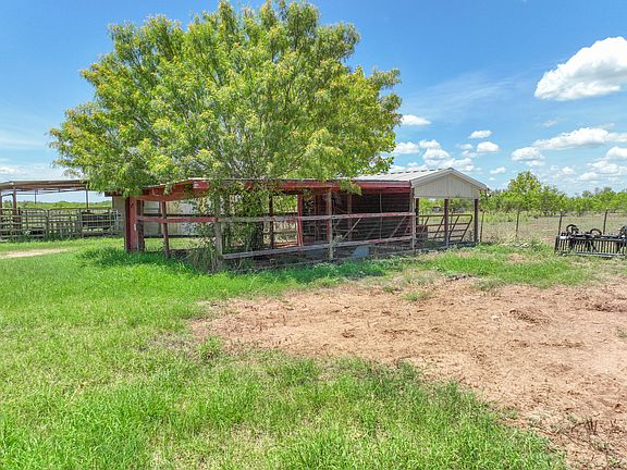 2nd image of 499 County Road 342