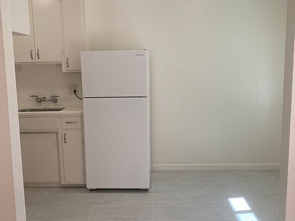 2nd image of 760 E Campbell Ave #3