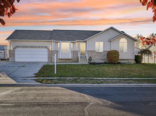 9332 S Wild Clover Ln, West Jordan, UT 84081