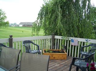 17291 Irish Ridge Rd, Burlington, IA 52601