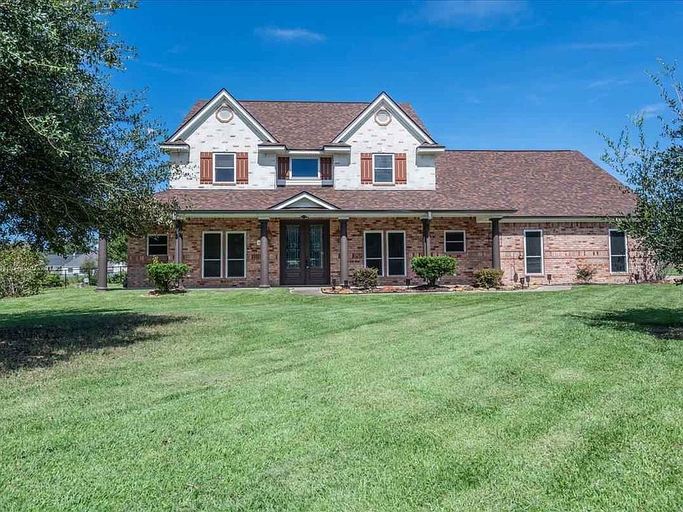 1st image of 5355 Oakwood Cir