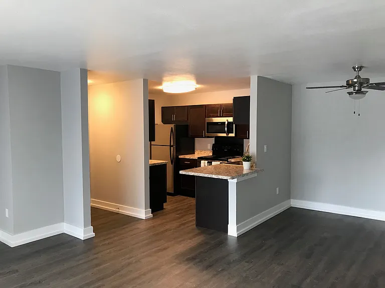 The Fountains Apartments — Photo 49