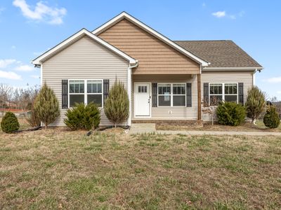 819 Hooper Rd, Charlotte, TN, 37036