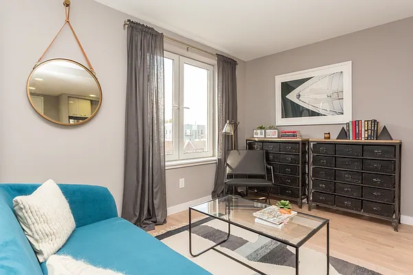 Rented by MNS | media 31