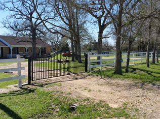 7053 Old Mill Creek Rd, Brenham, TX 77833