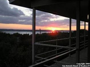 687 Mount Lookout Dr, Canyon Lake, TX 78133