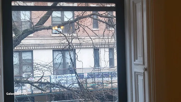 Rented by Chartwell Manhattan Realty | media 6