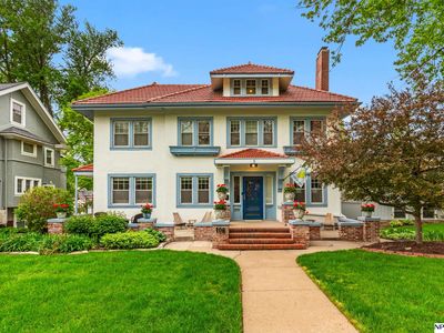 106 S 53rd St, Omaha, NE, 68132