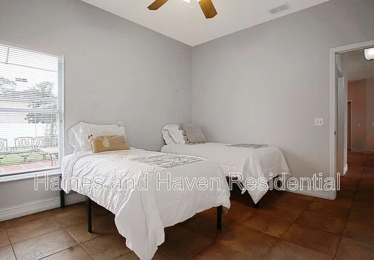 413 Marlberry Leaf Ave — Photo 26