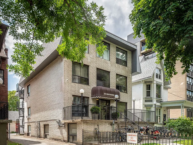 28 Maynard Ave #50109A-303 — Photo 1