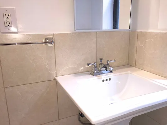 Rented by Corbett & Dullea Realty | media 24