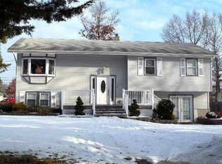 58 Atlas Lane Rd, Egg Harbor Township, NJ 08234