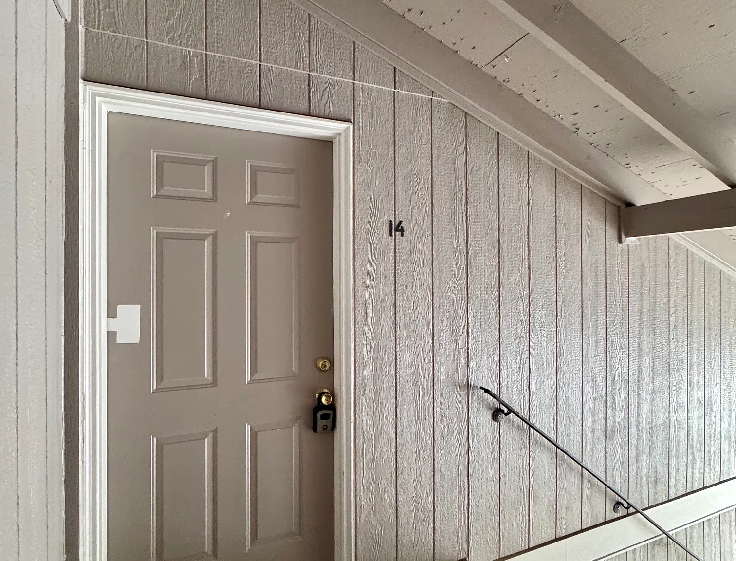 2 bed, 930 sqft, $1,700 — Photo 1