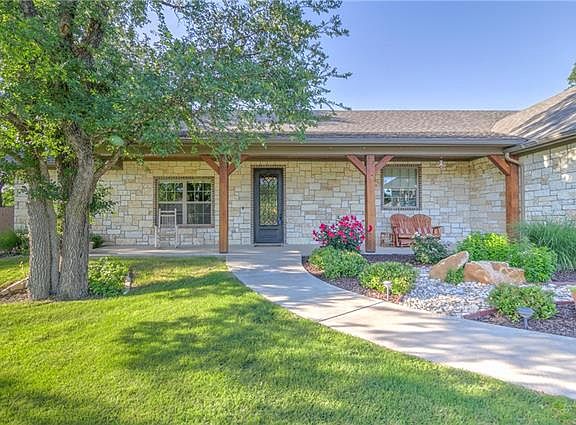 2nd image of 1702 W Limestone Ct