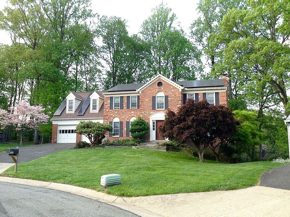 2nd image of 1404 Castle Cliff Pl