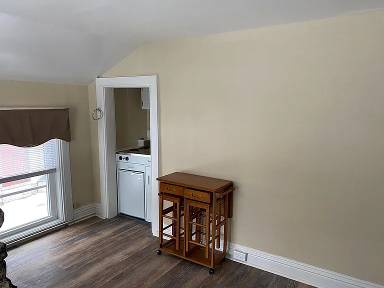 211 Keyes Ave #4 — Photo 1