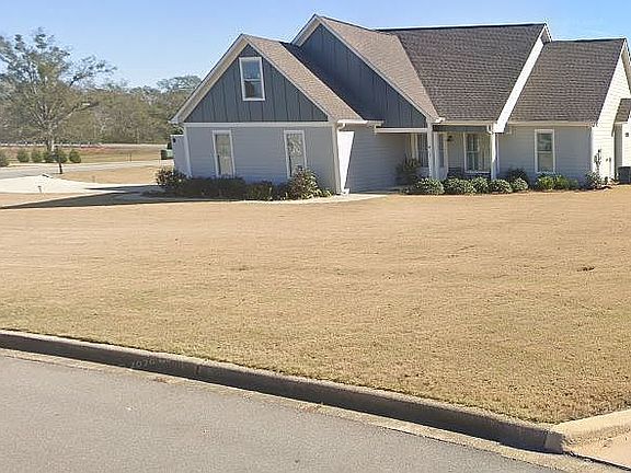 2nd image of 165 Homestead Dr