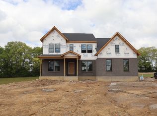 1649 Longmeadow Dr, Lebanon, OH 45036