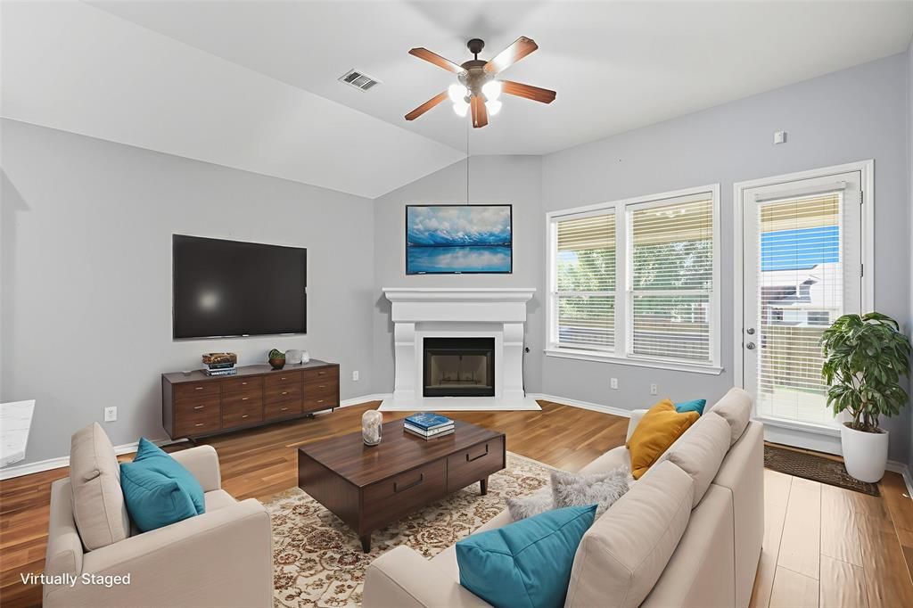 next background image