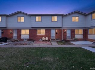 20814 Hunt Dr, Roseville, MI
