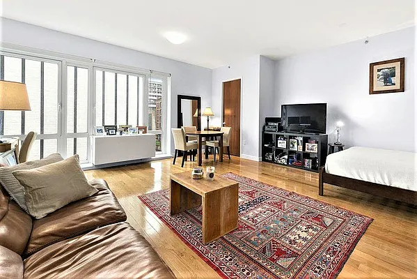 Sold by Compass | media 1