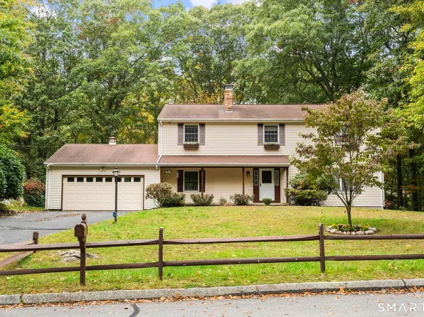 43 Robinhood Drive, Ledyard, CT 06335