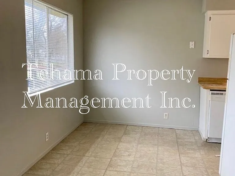 625 David Ave — Photo 3
