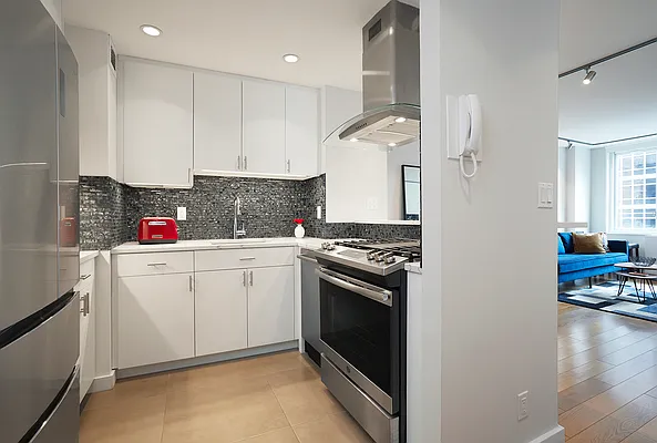 Sold by Compass | media 3