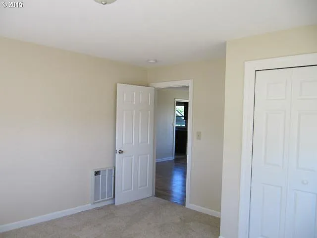 350 N Maple St — Photo 10