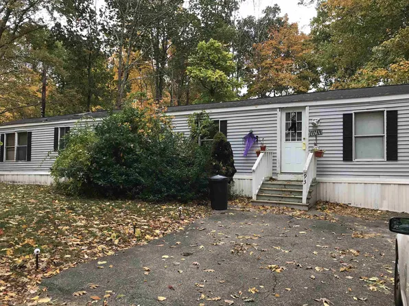 93 Brookdale Road, Salem, NH 03079