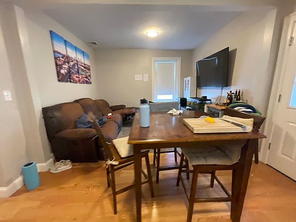 3rd image of 126 Berkshire St #3